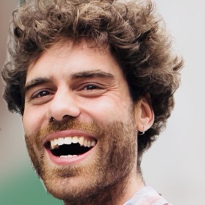 Portrait de Rémi, souriant